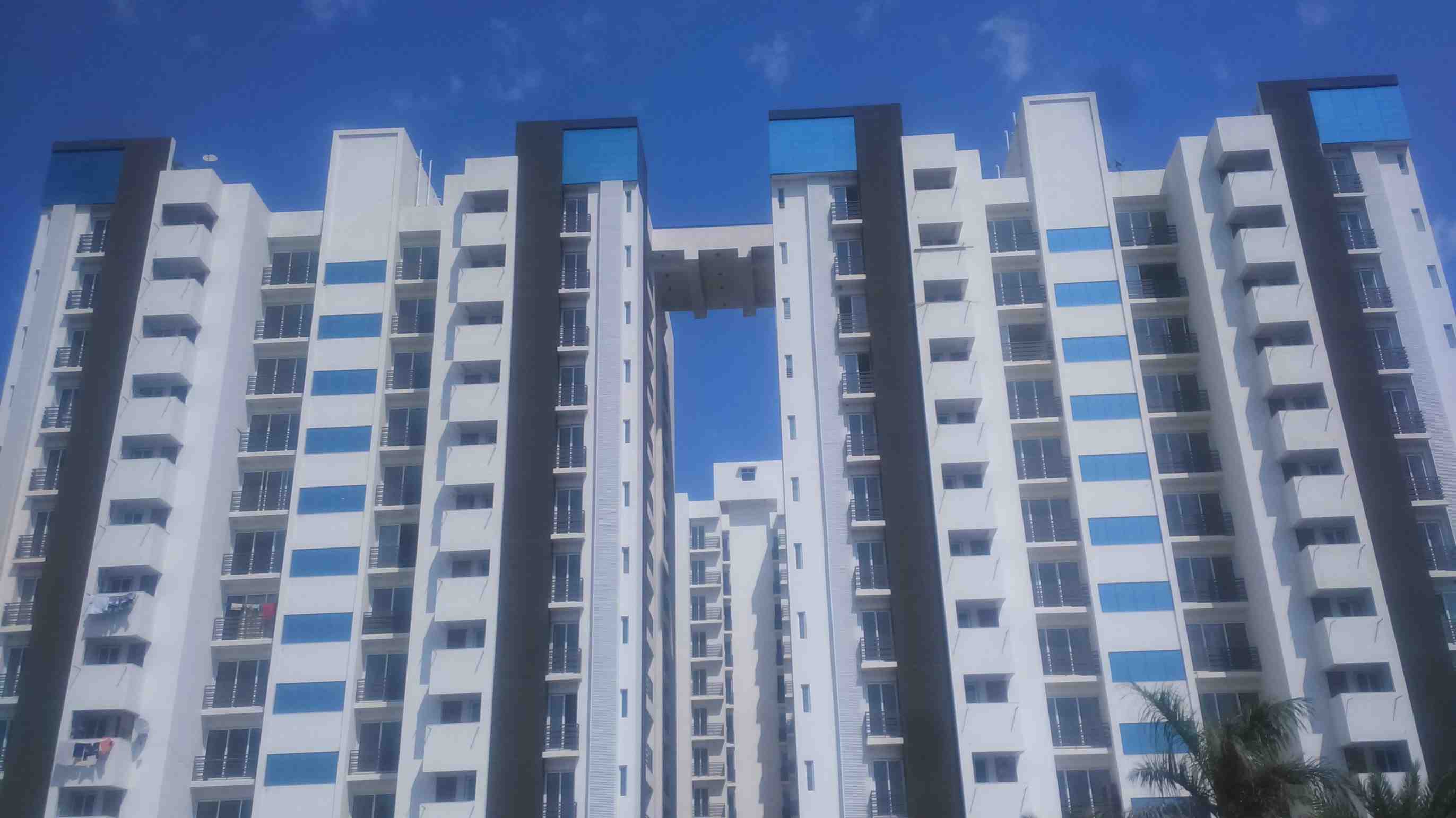 5 towers combined at top (3)